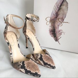 *SOLD* NWT Jessica Simpson Paisleah Pump